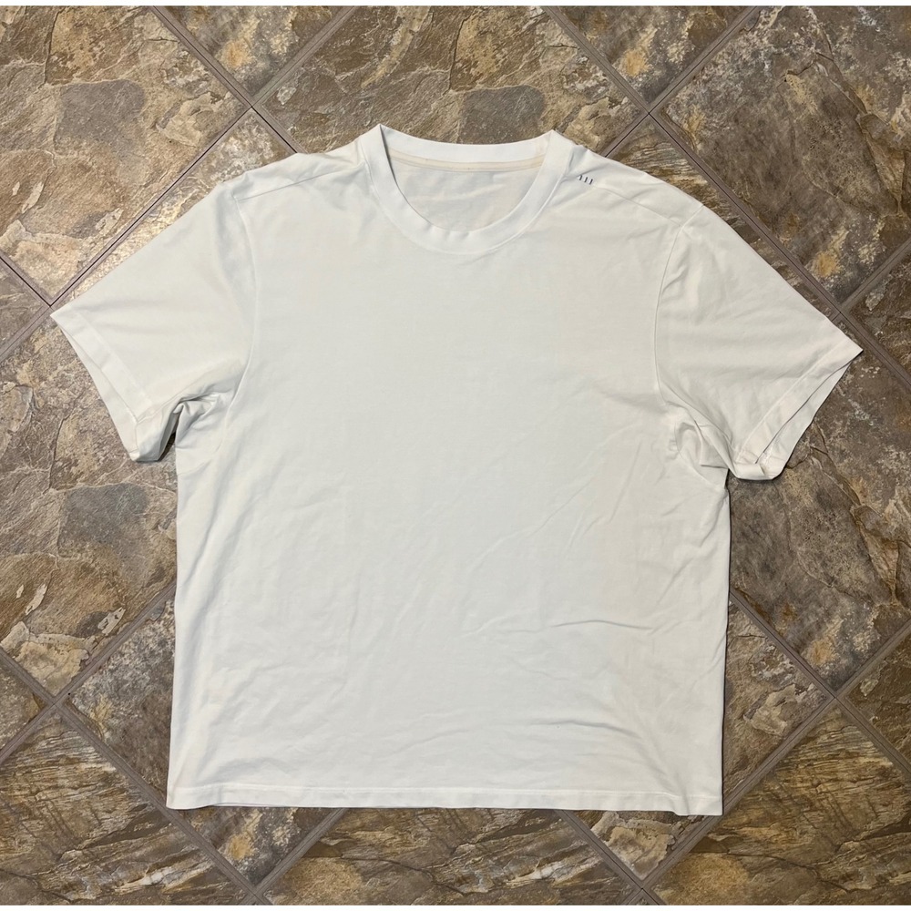 Lululemon Fundamental T-Shirt Mens XL White Short Sleeve Crew Neck